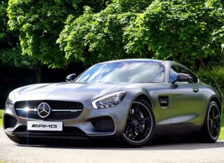 Ile pali Mercedes AMG GT?