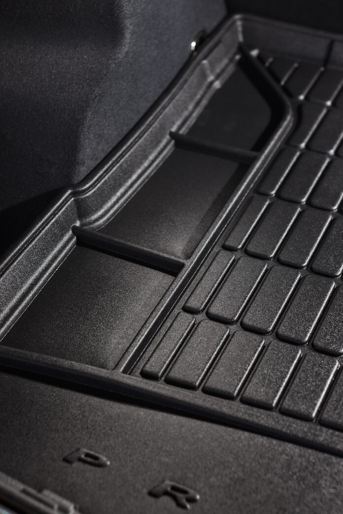 Jak wybrać dywaniki samochodowe na zimę, które będą idealnie dopasowane do modelu auta